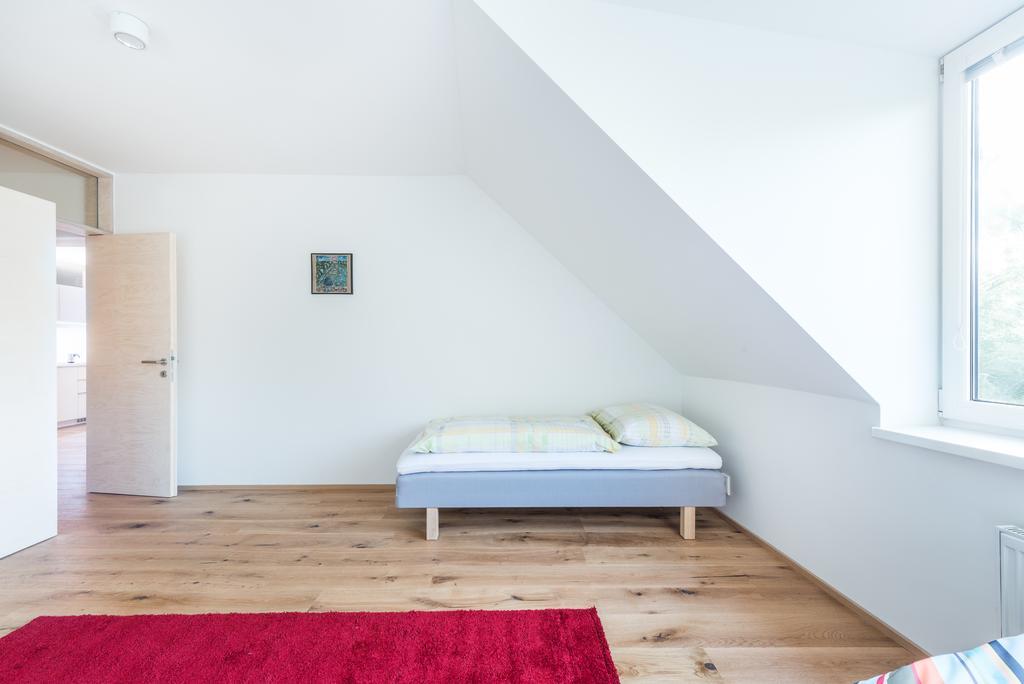 Castle Wall Apartment Bratislava Habitación foto